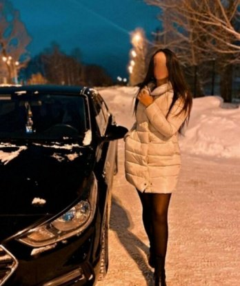 Страсть и наслаждение – главные слова в моем словаре. Позволь мне стать для тебя музой, которая приведет тебя на весьма особыми вершины блаженства. Мои услуги нацелены на твое полное удовлетворение – воплощение всех фантазий, приятных эмоций и глубоких ощущений. ✨
Я обладаю всеми ингредиентами, чтобы сделать наше свидание незабываемым – красивое тело, чувственную натуру и неподдельный интерес к твоим желаниям. Ты будешь восхищен моей фотографией, и еще больше влюбишься в реальность перед глазами.
🔥 Мои возможности безграничны: от классического секса до ролевых игр и эротического массажа. Я могу быть твоей любовницей, подругой или просто нежной спутницей. 💋
Я получила множество положительных отзывов от моих предыдущих клиентов, которые в восторге от моих услуг и обещают вернуться снова и снова. Я считаю, что любое свидание должно оставлять тебя счастливым и полным прекрасных впечатлений. 🌟
Живу я в самом сердце России – Москве. Давай встретимся, чтобы погрузиться в мир наслаждения и страсти вместе. Не упусти возможность испытать незабываемое свидание со мной. Ты заслуживаешь только самое лучшее! 💕 Варвара